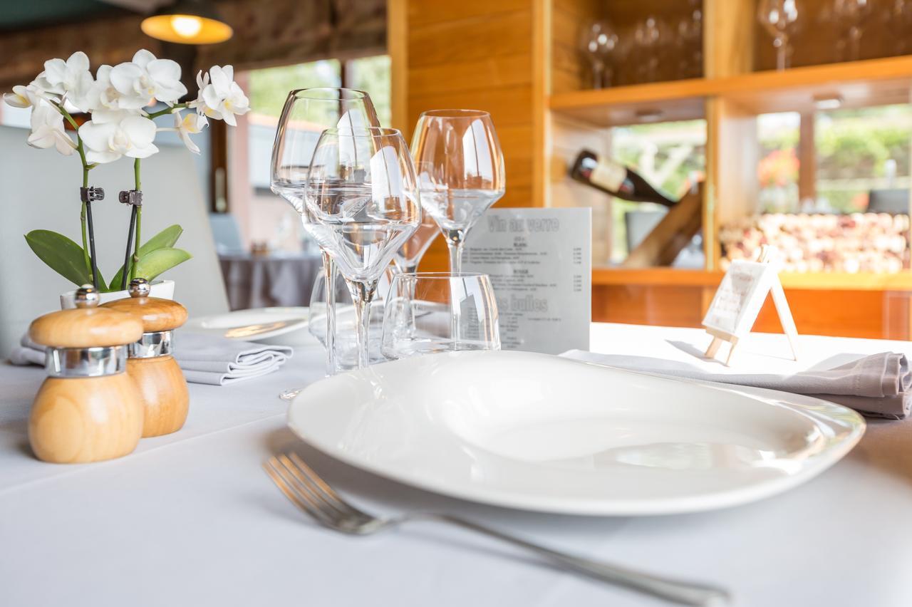 Logis Hotel Restaurant La Tour Dunières Exteriér fotografie