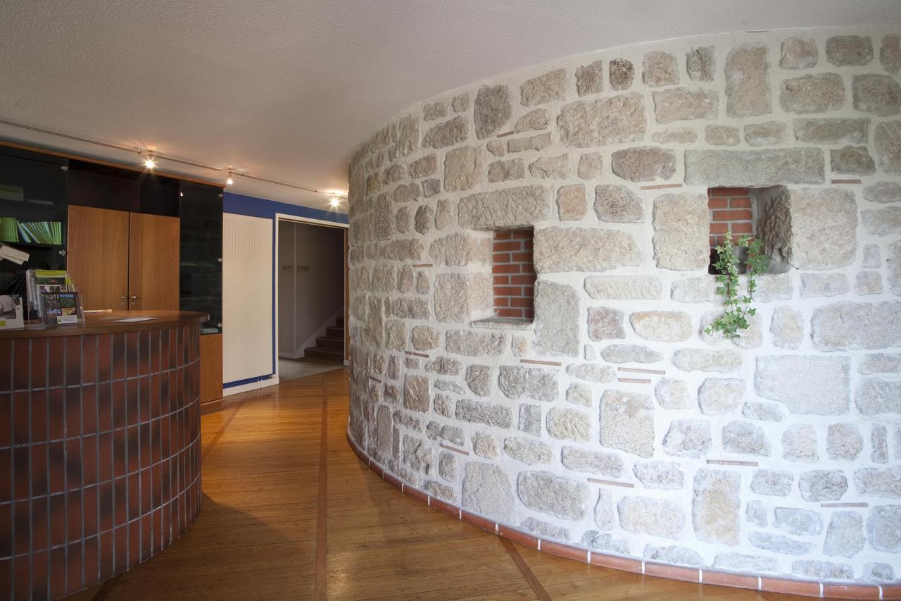 Logis Hotel Restaurant La Tour Dunières Exteriér fotografie
